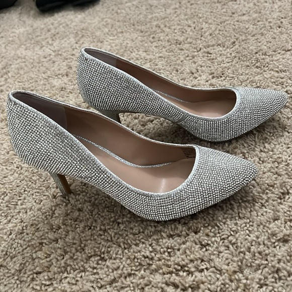 I. N. C size 6 - Picture 2 of 9